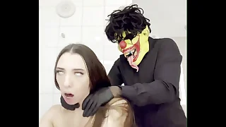 Every Unfading Faces Dark Times &colon; Gibby Instalment 5 "The Clowneth Hour"